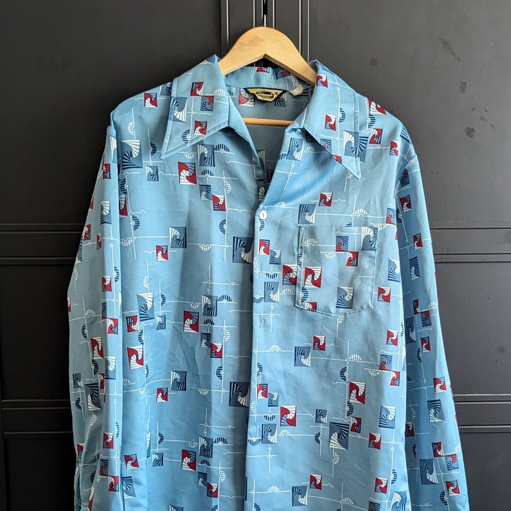 Triumph of California shirt sz XL